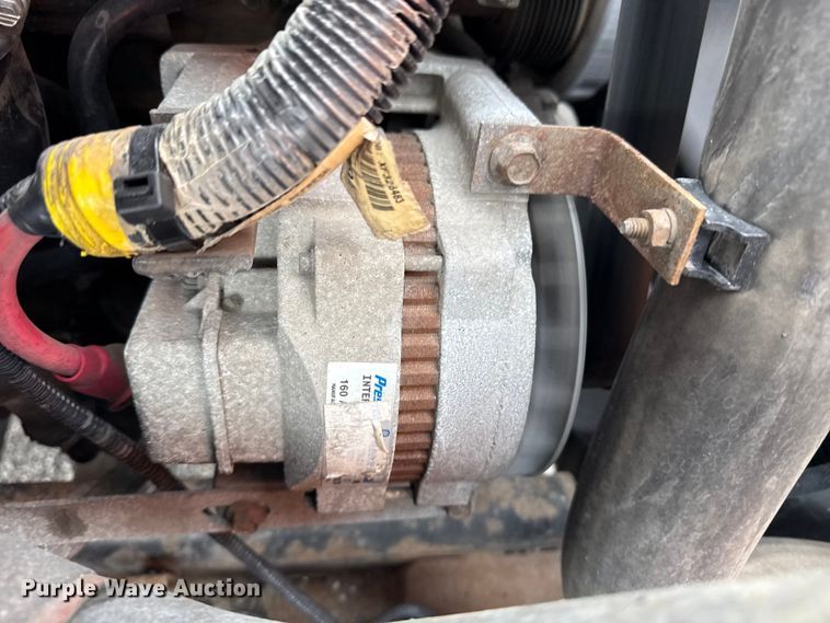 image for item EG6127 2011 International 4400 utility / service truck