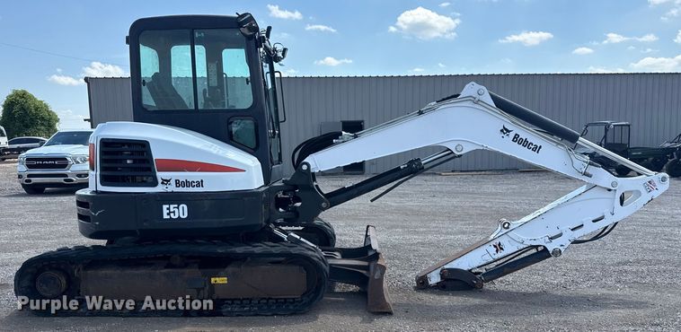 image for item EG6139 2016 Bobcat E50 mini excavator