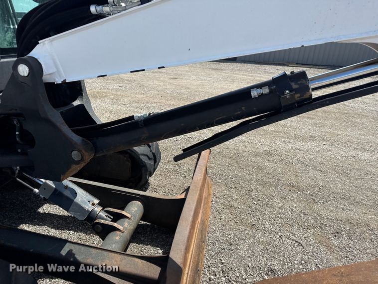 image for item EG6139 2016 Bobcat E50 mini excavator