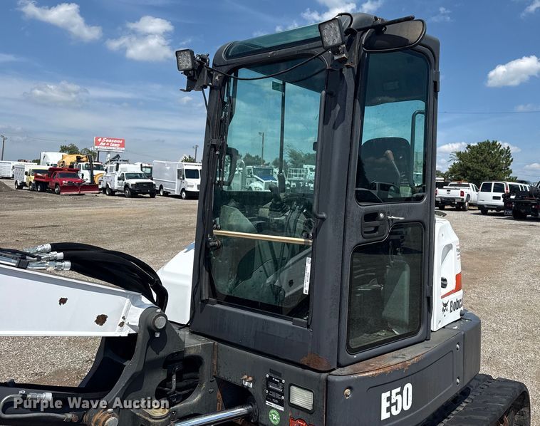 image for item EG6139 2016 Bobcat E50 mini excavator