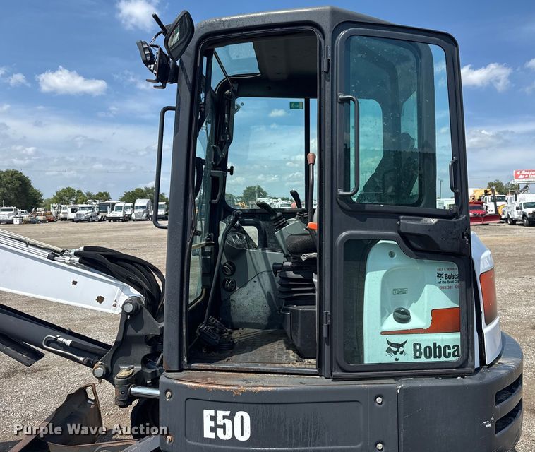 image for item EG6139 2016 Bobcat E50 mini excavator