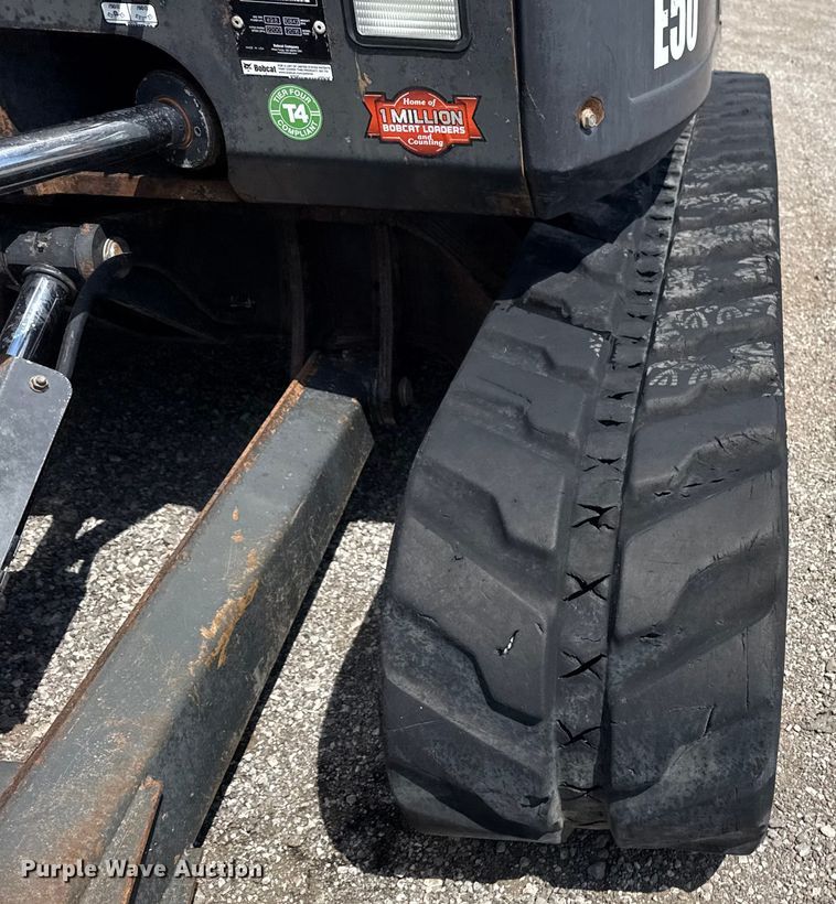 image for item EG6139 2016 Bobcat E50 mini excavator