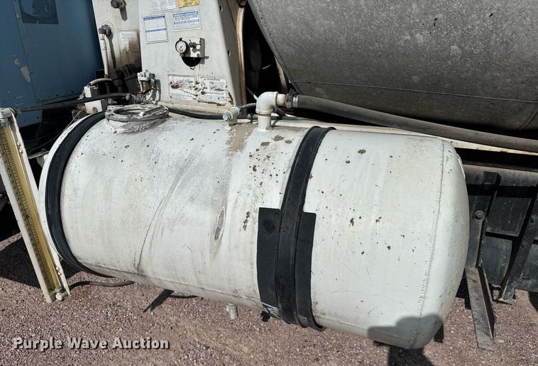 image for item EG6530 1978 Peterbilt 348M ready mix truck