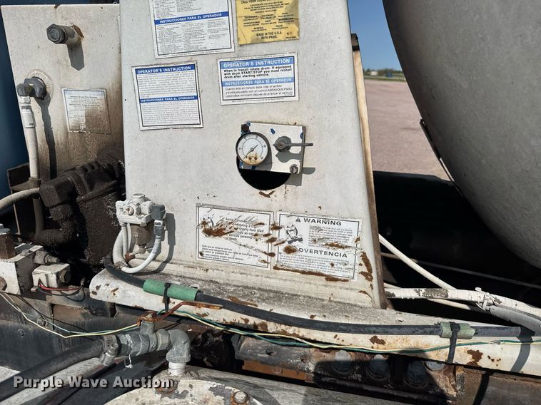 image for item EG6530 1978 Peterbilt 348M ready mix truck