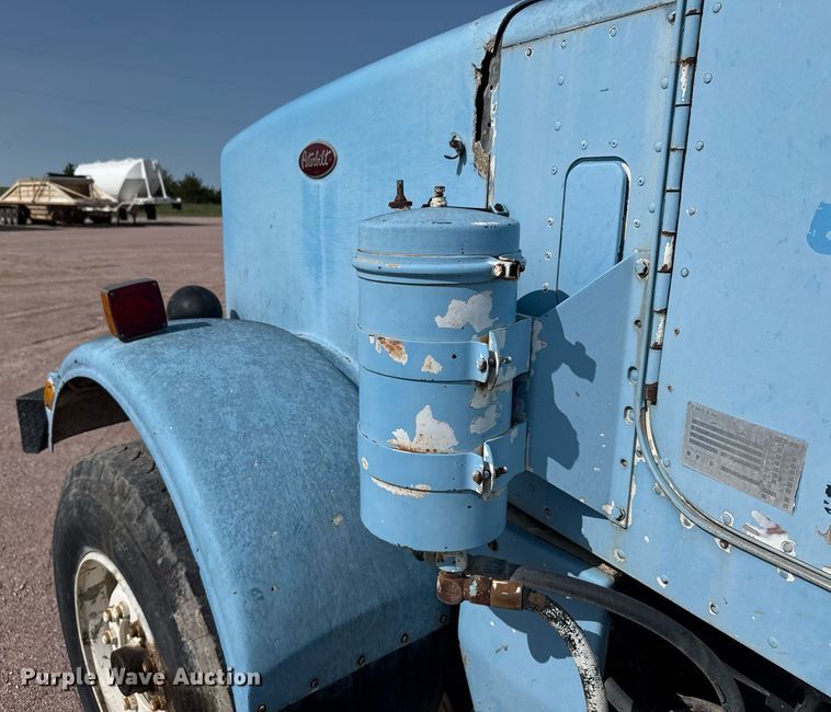 image for item EG6530 1978 Peterbilt 348M ready mix truck