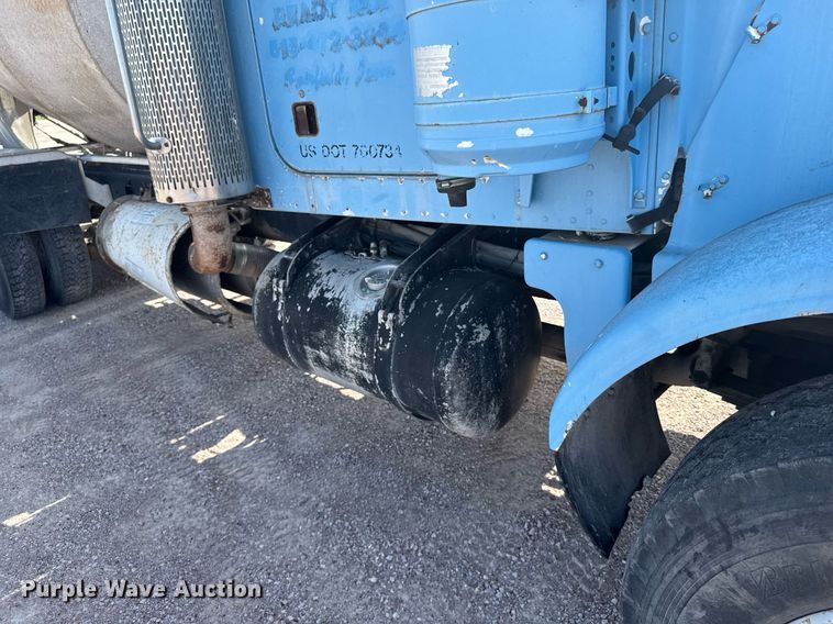 image for item EG6530 1978 Peterbilt 348M ready mix truck