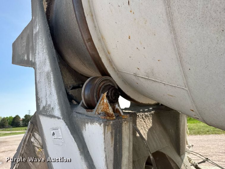 image for item EG6530 1978 Peterbilt 348M ready mix truck