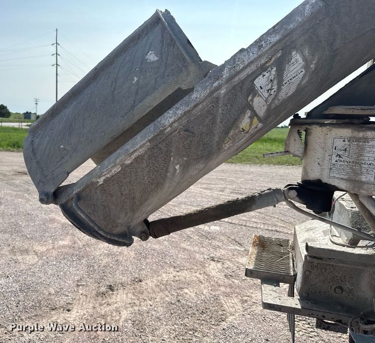 image for item EG6530 1978 Peterbilt 348M ready mix truck