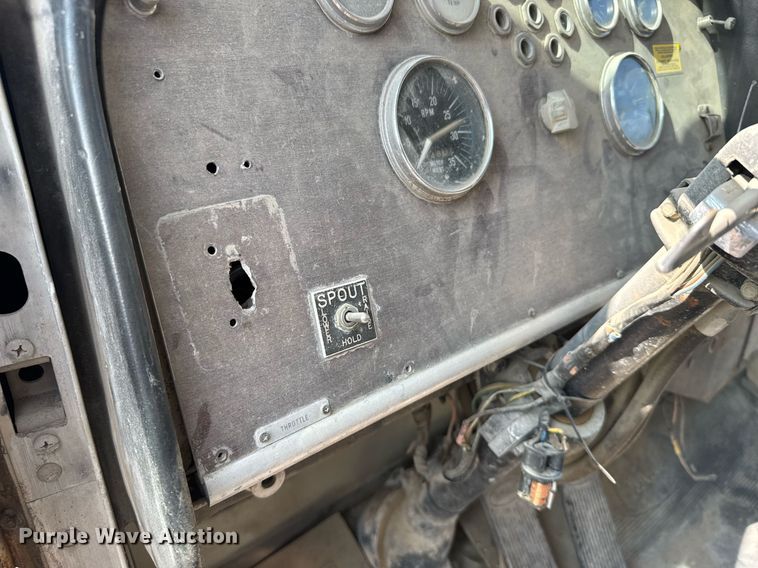 image for item EG6530 1978 Peterbilt 348M ready mix truck