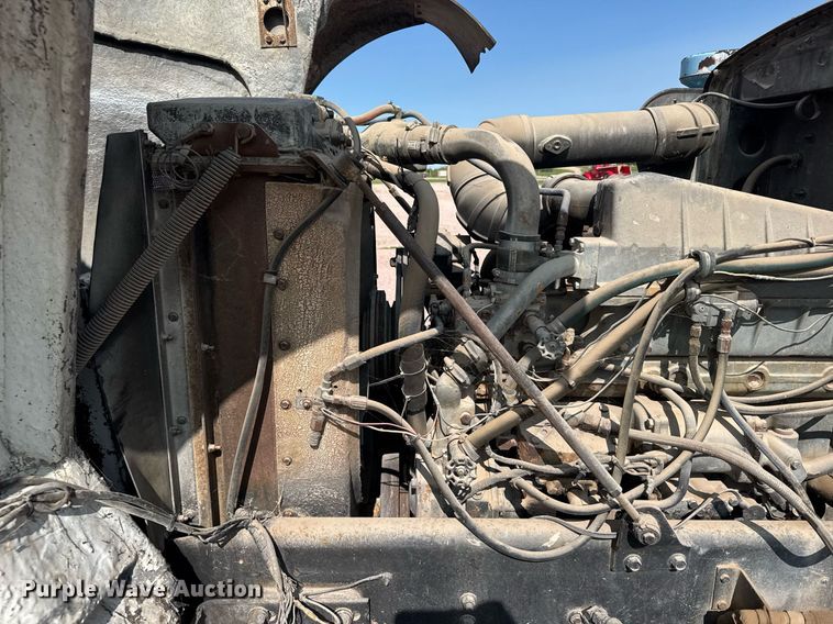 image for item EG6530 1978 Peterbilt 348M ready mix truck