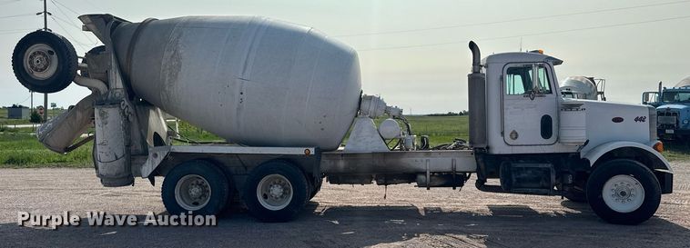 image for item EG6532 1990 Peterbilt 357 ready mix truck