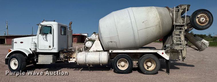 image for item EG6532 1990 Peterbilt 357 ready mix truck