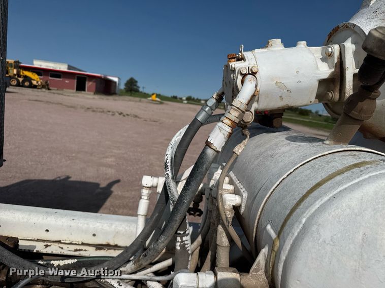 image for item EG6532 1990 Peterbilt 357 ready mix truck