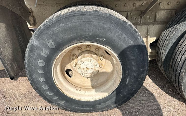 image for item EG6532 1990 Peterbilt 357 ready mix truck