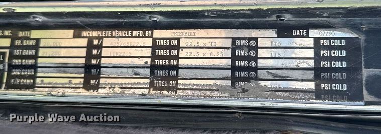 image for item EG6532 1990 Peterbilt 357 ready mix truck