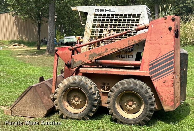 image for item EK8486 1988 Gehl SL4610 skid steer loader