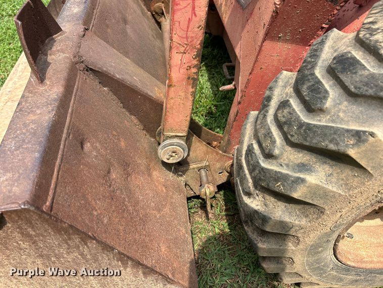 image for item EK8486 1988 Gehl SL4610 skid steer loader