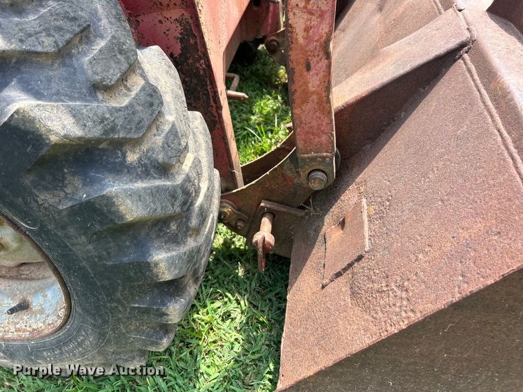 image for item EK8486 1988 Gehl SL4610 skid steer loader