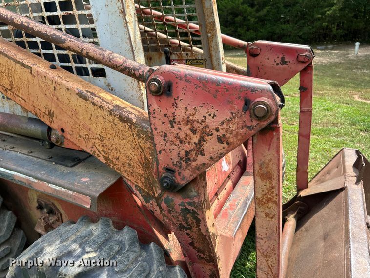 image for item EK8486 1988 Gehl SL4610 skid steer loader