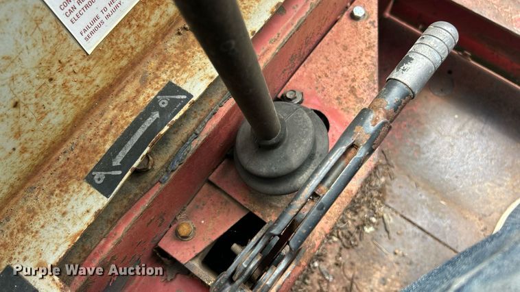 image for item EK8486 1988 Gehl SL4610 skid steer loader