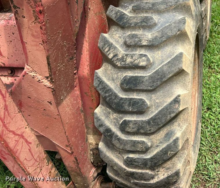 image for item EK8486 1988 Gehl SL4610 skid steer loader