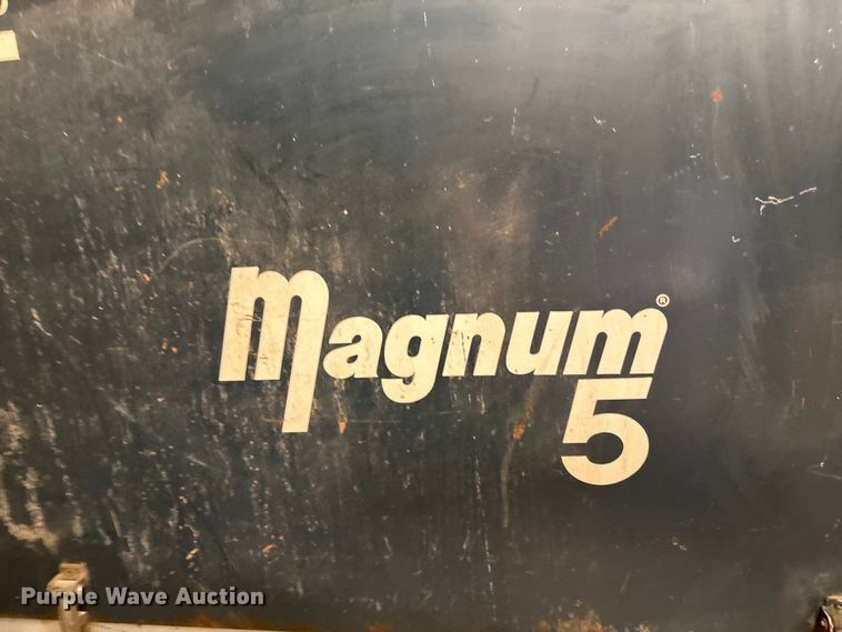 image for item EL2148 Atlas Copco Magnum 5 air compressor