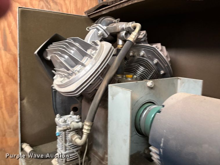 image for item EL2148 Atlas Copco Magnum 5 air compressor