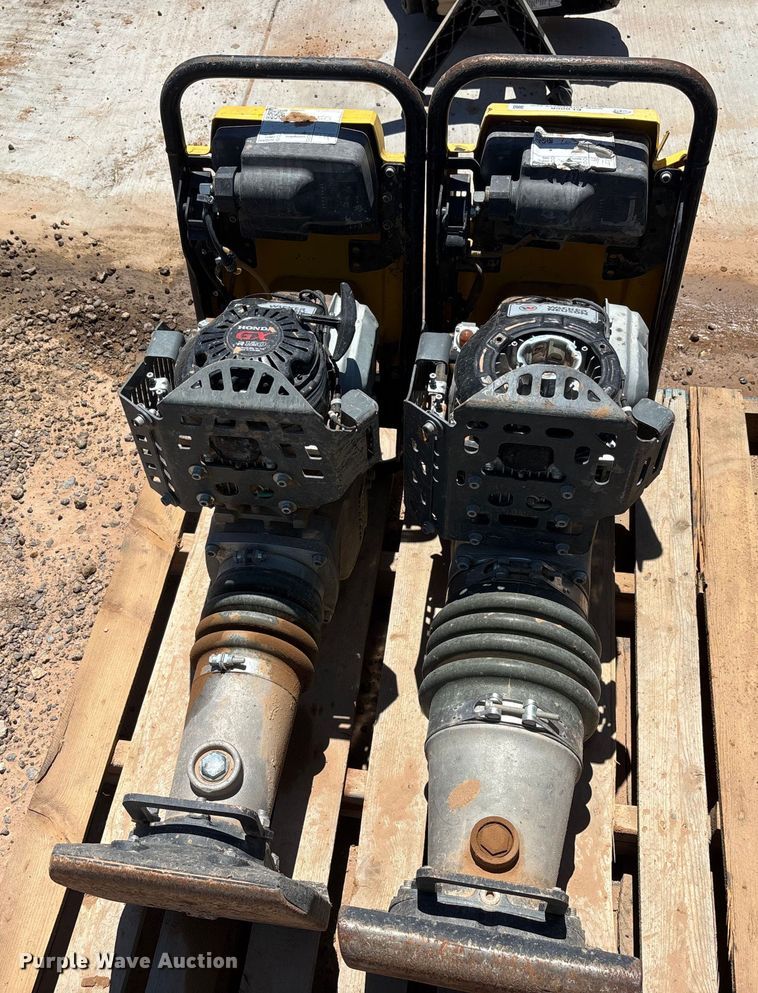 image for item EL6068 (7) plate compactors 