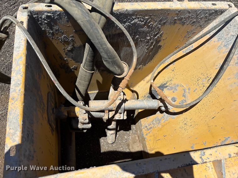 image for item EL6075 2023 Gomaco Commander III slipform paver