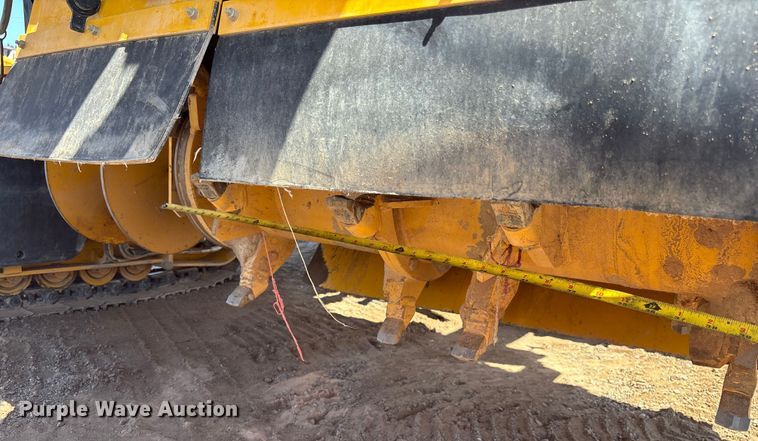 image for item EL6075 2023 Gomaco Commander III slipform paver