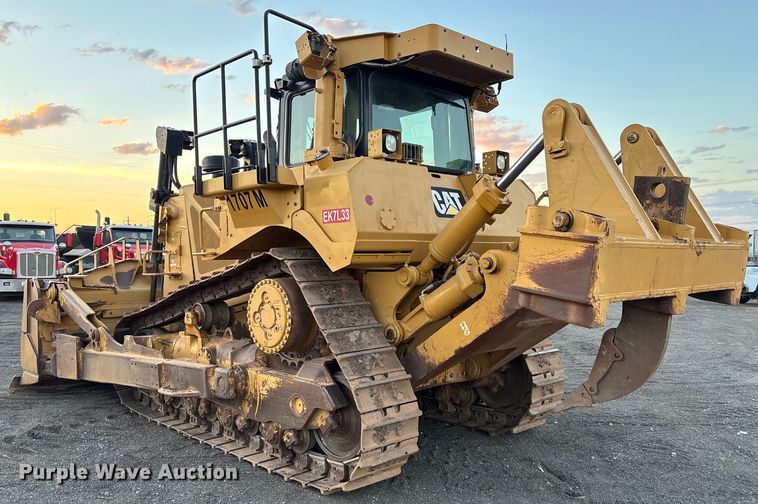 image for item EL6076 2012 Caterpillar D8T dozer
