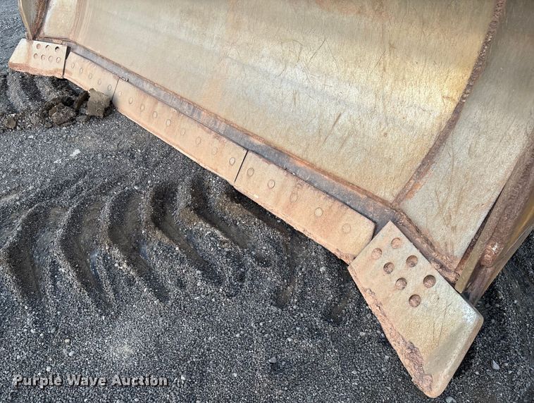 image for item EL6076 2012 Caterpillar D8T dozer