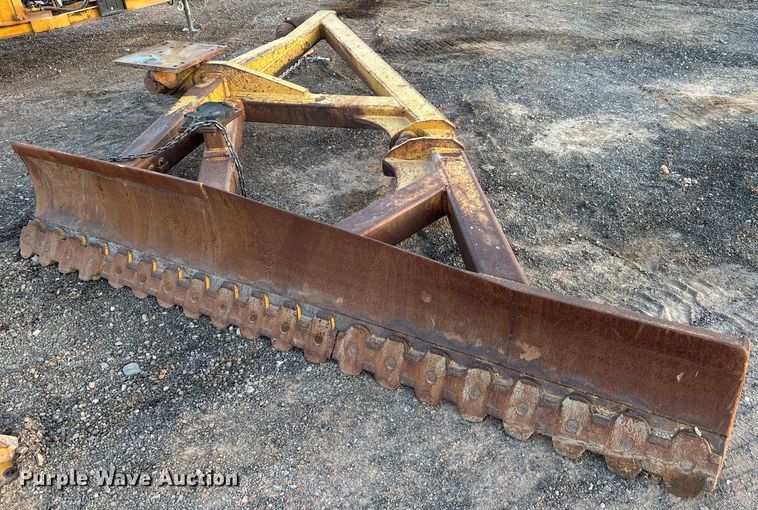 image for item EL6076 2012 Caterpillar D8T dozer