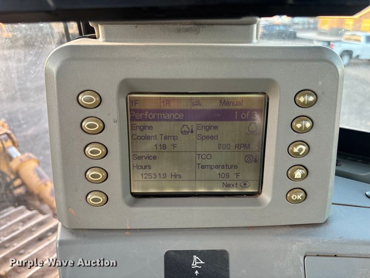 image for item EL6076 2012 Caterpillar D8T dozer