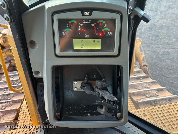 image for item EL6076 2012 Caterpillar D8T dozer