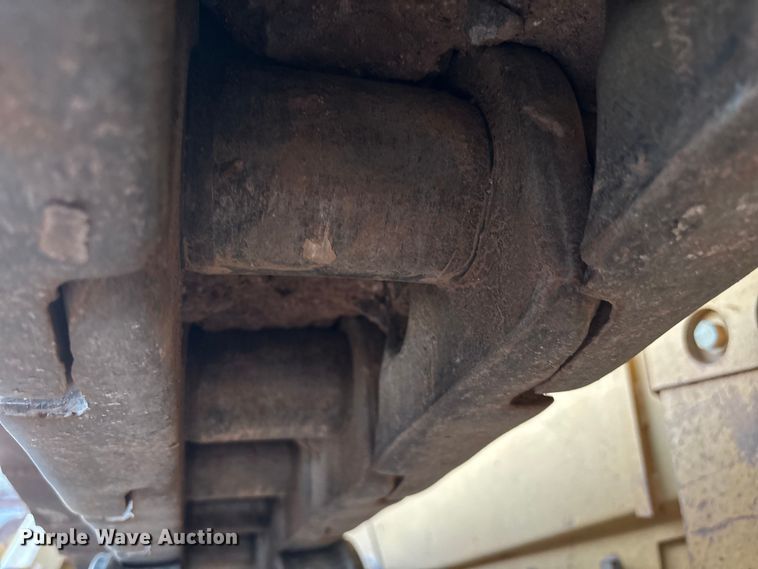 image for item EL6076 2012 Caterpillar D8T dozer