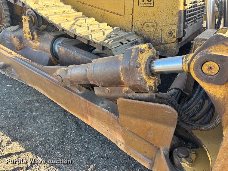 image for item EL6077 2000 Caterpillar D8R dozer