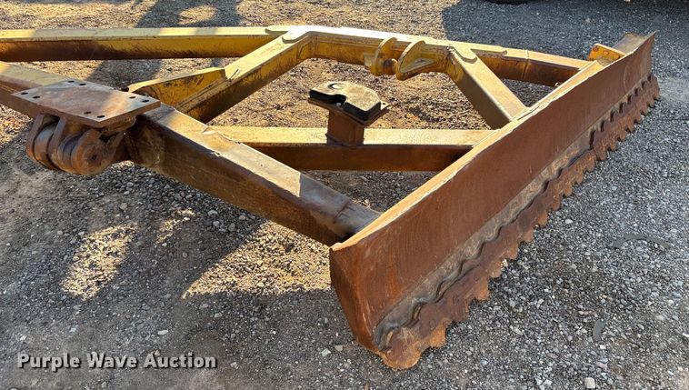 image for item EL6077 2000 Caterpillar D8R dozer