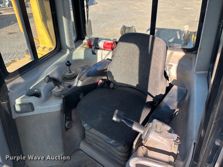 image for item EL6077 2000 Caterpillar D8R dozer