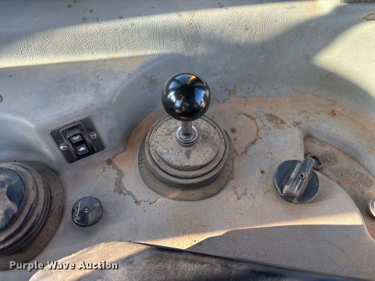 image for item EL6077 2000 Caterpillar D8R dozer