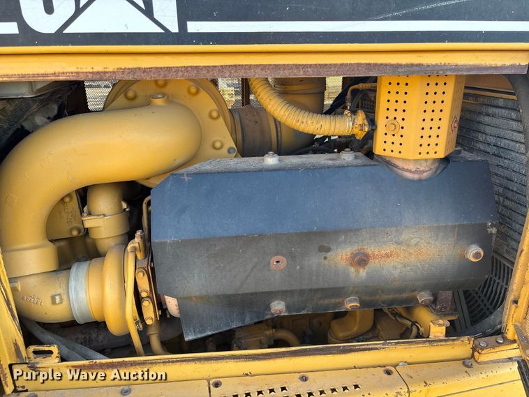 image for item EL6077 2000 Caterpillar D8R dozer