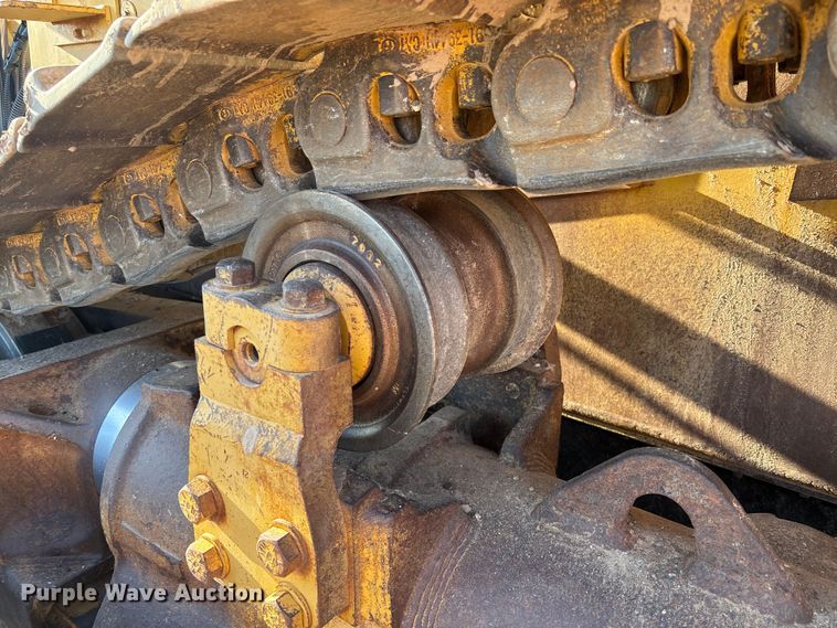 image for item EL6077 2000 Caterpillar D8R dozer