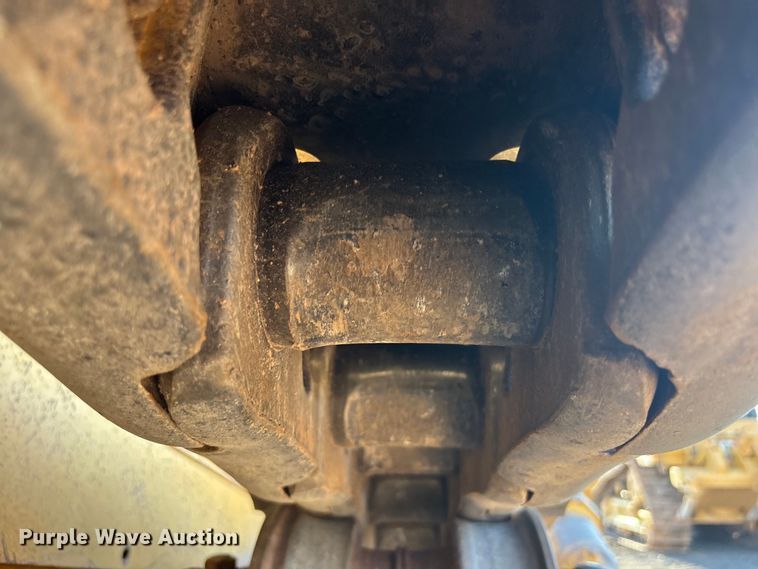 image for item EL6077 2000 Caterpillar D8R dozer