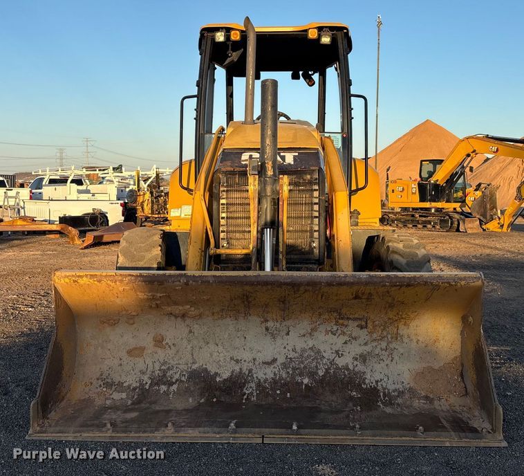 RETROEXCAVADORA 2018 CATERPILLAR 415F2IL