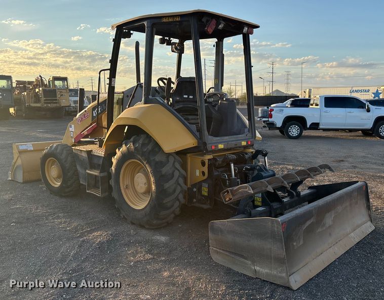 image for item EL6079 2018 Caterpillar 415F2 IL landscape tractor