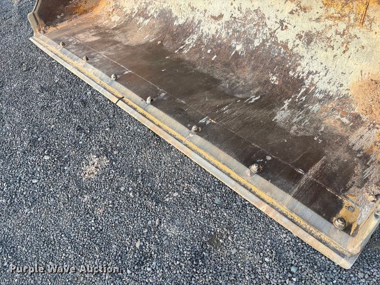 image for item EL6079 2018 Caterpillar 415F2 IL landscape tractor