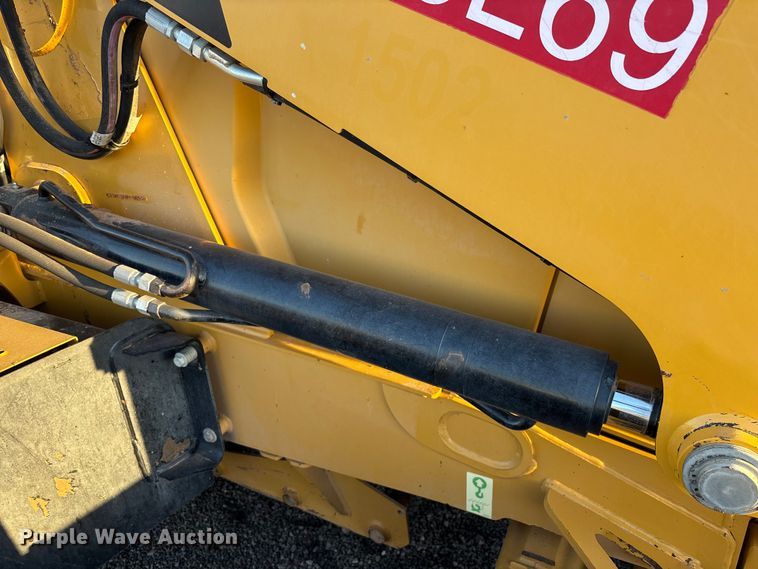 image for item EL6079 2018 Caterpillar 415F2 IL landscape tractor