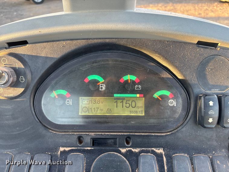 image for item EL6079 2018 Caterpillar 415F2 IL landscape tractor