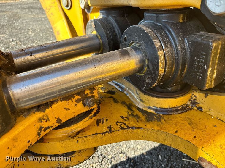 RETROEXCAVADORA 2014 CATERPILLAR 420F