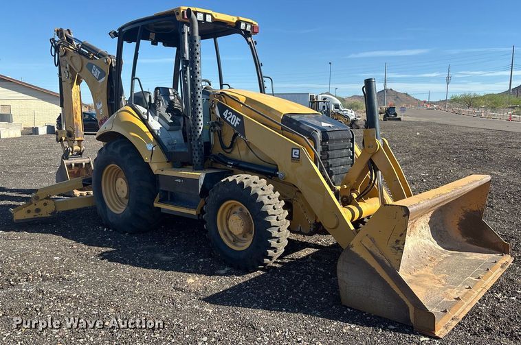 RETROEXCAVADORA 2014 CATERPILLAR 420F